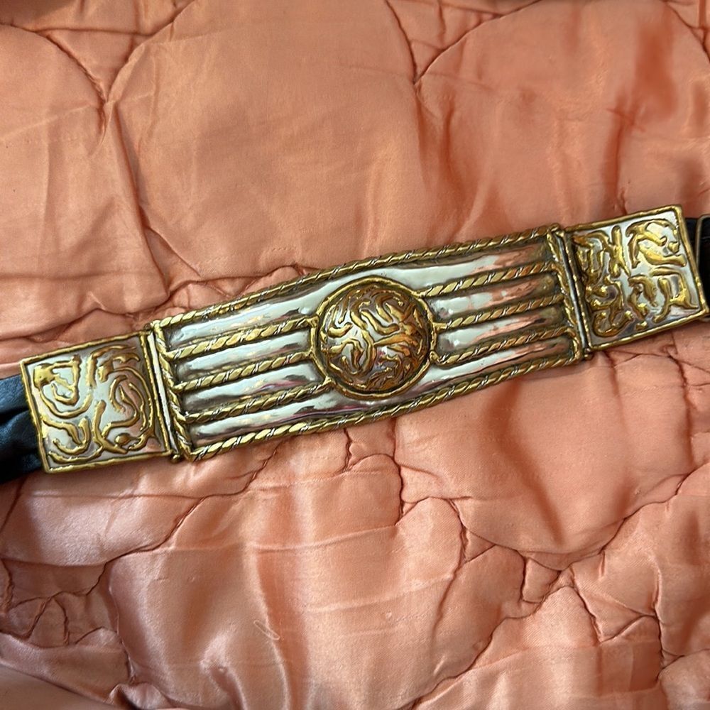 Unique Vintage 80s silver & gold statement belt with‎ black leather band